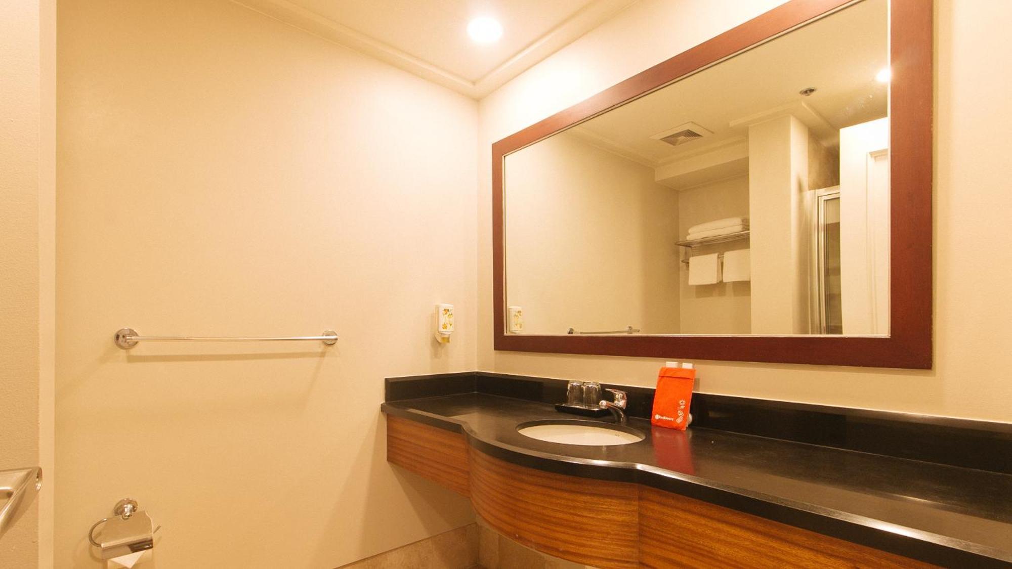 Reddoorz Premium At The Residences Olympia Makati Manille Extérieur photo